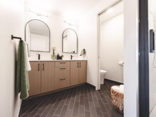 Ensuite (2 BDRM)